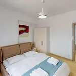 Le Blanc Aparthotel